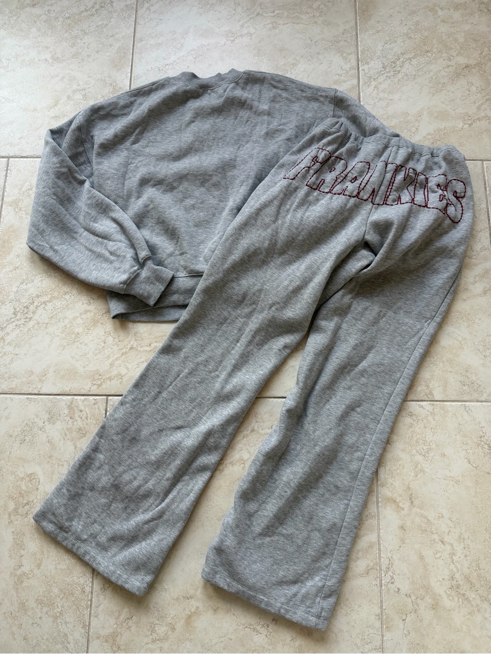 FRANKIES BIKINIS Grey Travel Day Crewneck Pullover Set - Picture 5 of 6